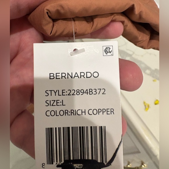 NWT Bernardo Women's Quilted Long Coat - large Brown rust - Picture 6 of 11